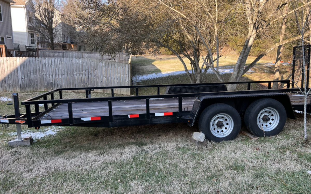 Navigating Tennessee’s Towing Laws: A Guide for Utility Trailer Owners